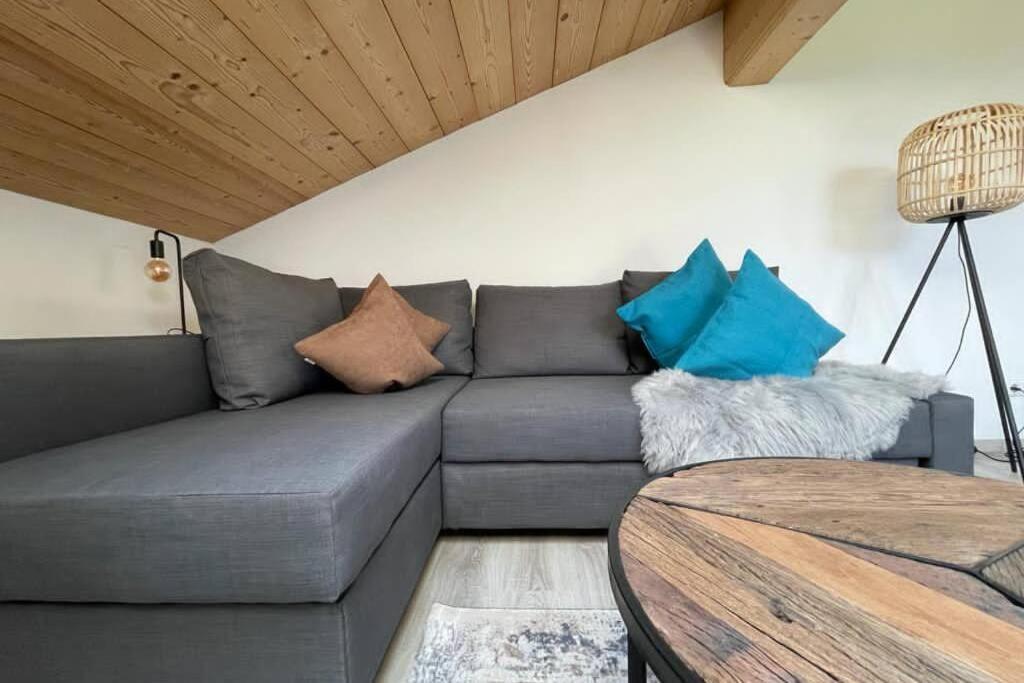Gemuetliche Ferienwohnung Im Dg Am Tegernsee - Bergblick, Ruhe & Ganz Viel Platz Bad Wiessee Luaran gambar